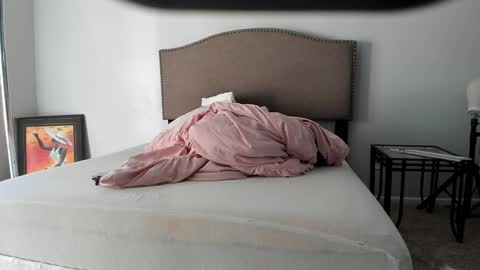 Yaya online show from 10-06-25, 10:18