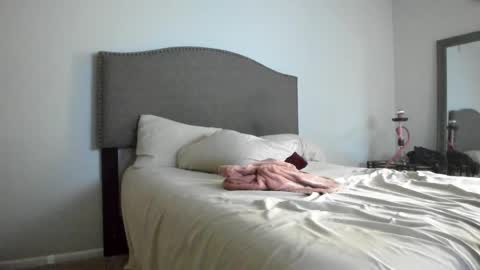 Yaya online show from 10-09-25, 10:24