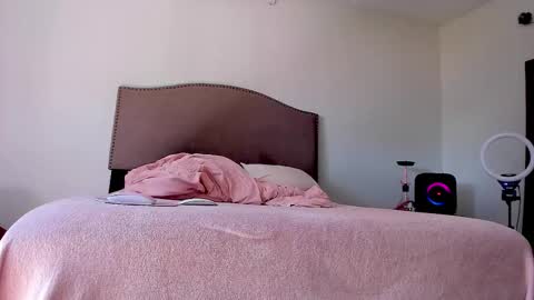 Yaya online show from 11-03-25, 06:31