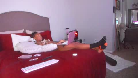 Yaya online show from 12-04-25, 03:54