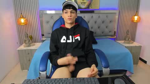 Sam online show from 03-03-26, 12:55