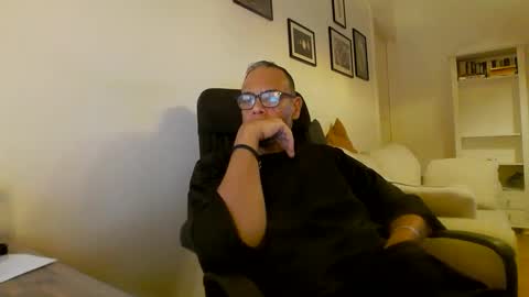 Sam online show from 01-12-25, 06:16