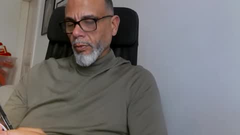 Sam online show from 03-19-26, 04:22