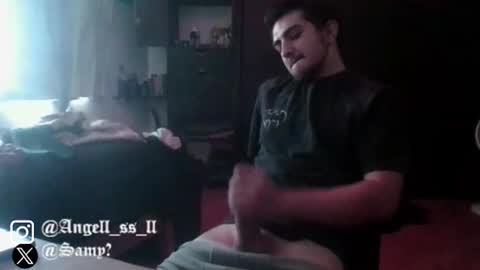 Snapshot of samell_ss chatting on 04-09-26, 10:37 samell_ss online show from 04-09-26, 10:37