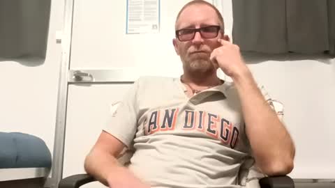 Too ugly to strip online show from 07-08-26, 05:12