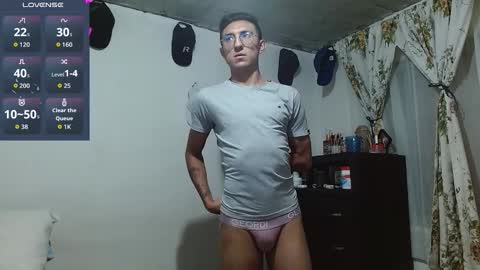 Snapshot of samfox_ chatting on 02-17-26, 11:07 SAM online show from 02-17-26, 11:07