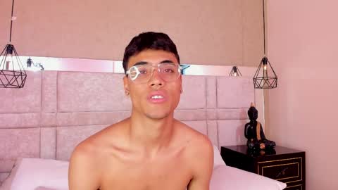 Samfrrost online show from 04-25-26, 12:52