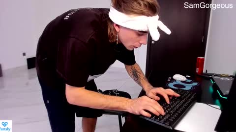 Fansly -       Top4fans   online show from 02-25-25, 10:37