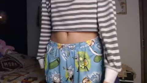 Tami  Gael online show from 12-22-25, 02:08