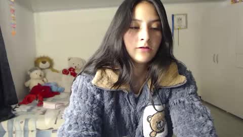 Snapshot of sami_ortiz chatting on 12-15-24, 04:18 samamtha online show from 12-15-24, 04:18