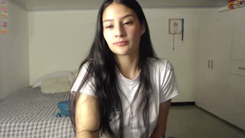 Snapshot of sami_ortiz chatting on 12-20-24, 06:50 samamtha online show from 12-20-24, 06:50