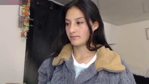 Snapshot of sami_ortiz chatting on 02-08-25, 05:29 samamtha online show from 02-08-25, 05:29