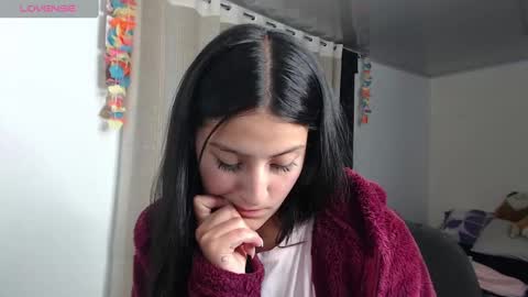 Snapshot of sami_ortiz chatting on 02-22-25, 05:23 samamtha online show from 02-22-25, 05:23