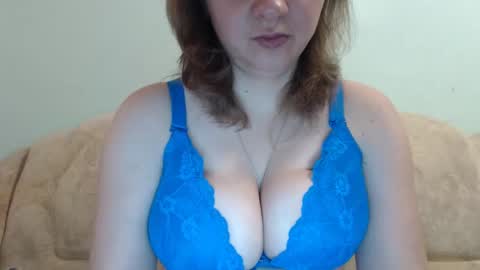 Snapshot of samiliya chatting on 12-15-24, 10:39 samiliya online show from 12-15-24, 10:39