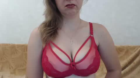 Snapshot of samiliya chatting on 09-15-25, 08:03 samiliya online show from 09-15-25, 08:03