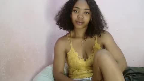 samina2255 online show from 09-29-25, 08:19