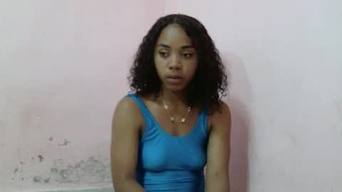 samina2255 online show from 10-26-25, 06:14