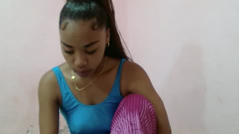 samina2255 online show from 11-02-25, 05:43