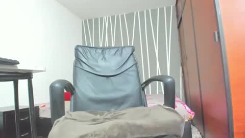 Snapshot of samir_blackdick chatting on 10-21-25, 12:28 samir online show from 10-21-25, 12:28