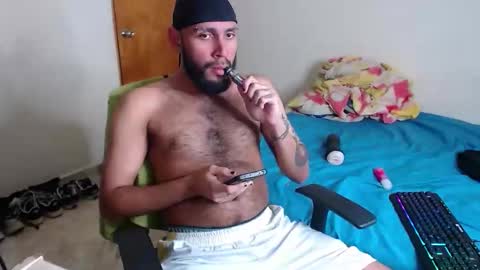 samir_music_ online show from 11-21-25, 03:05