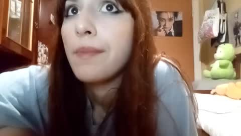 Snapshot of samiravilmont chatting on 11-02-25, 03:14 Mira online show from 11-02-25, 03:14