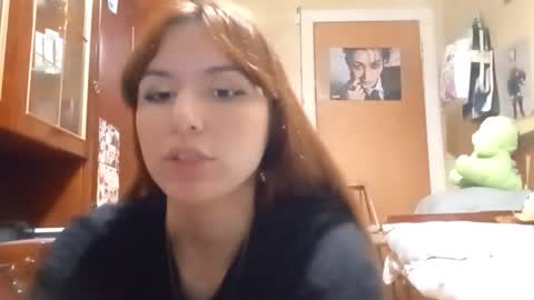 Snapshot of samiravilmont chatting on 11-03-25, 03:46 Mira online show from 11-03-25, 03:46