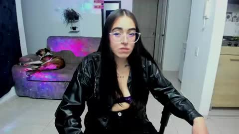 Snapshot of samismith77 chatting on 06-24-26, 11:59 SARA online show from 06-24-26, 11:59