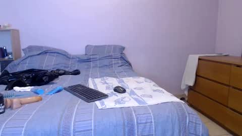 samlove online show from 12-30-24, 09:19