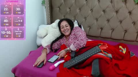 Samantha online show from 12-28-24, 07:33