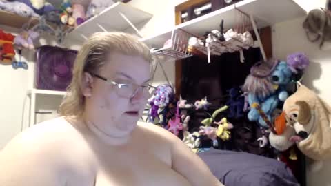SammieJean online show from 11-16-25, 05:24