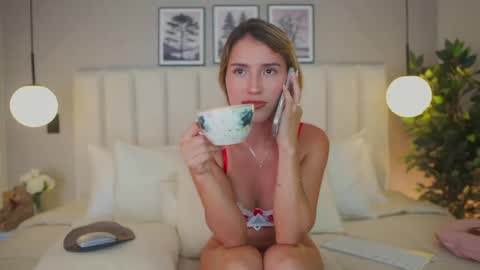 Ana online show from 05-22-26, 01:35