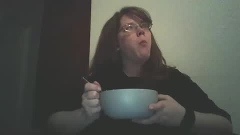 Snapshot of sammy_lyn chatting on 03-05-26, 04:47 Sam online show from 03-05-26, 04:47
