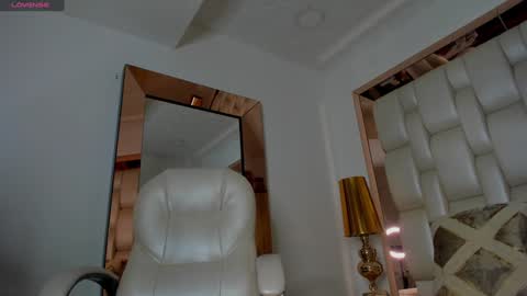 Snapshot of sammy_rios chatting on 01-09-25, 09:58 Sammy online show from 01-09-25, 09:58