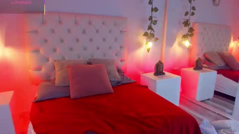 Samantha online show from 03-27-26, 07:36