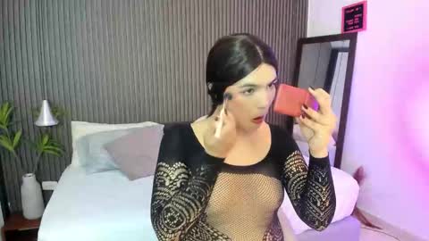 Snapshot of sammybrunette1 chatting on 02-24-26, 08:29 Axel online show from 02-24-26, 08:29