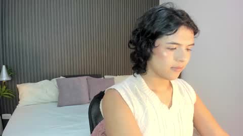 Snapshot of sammybrunette1 chatting on 03-30-26, 03:07 Axel online show from 03-30-26, 03:07