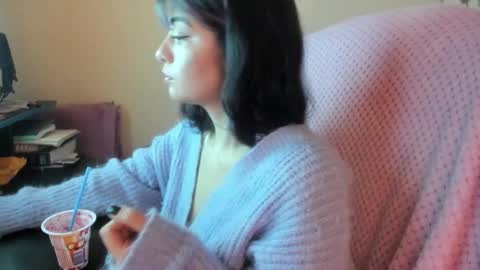   online show from 09-23-25, 07:33