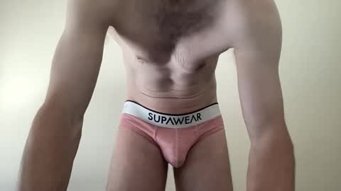 Snapshot of samt2527 chatting on 01-08-26, 01:41 SamT online show from 01-08-26, 01:41