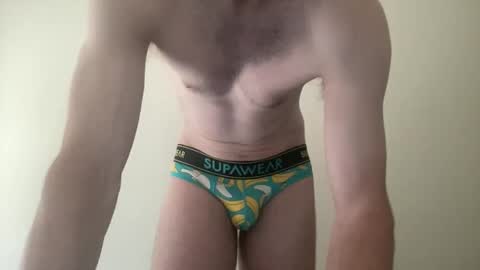 Snapshot of samt2527 chatting on 01-09-26, 12:46 SamT online show from 01-09-26, 12:46