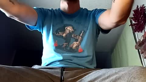 Snapshot of samthebully chatting on 10-02-25, 02:40 SamTheBully online show from 10-02-25, 02:40