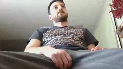 Snapshot of samthebully chatting on 11-10-25, 01:48 SamTheBully online show from 11-10-25, 01:48