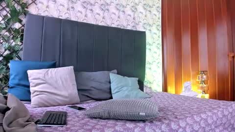 samu_aristisabal online show from 10-06-25, 01:41