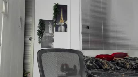 Snapshot of samuel2rd chatting on 02-24-26, 03:15 samuel2rd online show from 02-24-26, 03:15