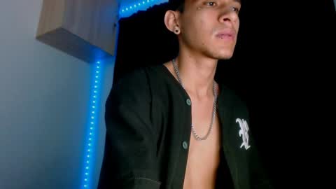   online show from 12-05-24, 06:43