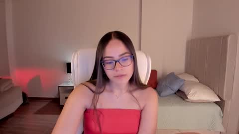 Snapshot of samy_one chatting on 09-25-25, 10:24 Samy online show from 09-25-25, 10:24