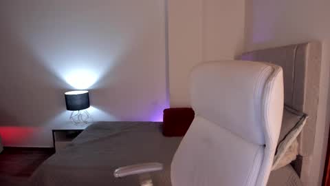 Snapshot of samy_one chatting on 10-15-25, 09:26 Samy online show from 10-15-25, 09:26