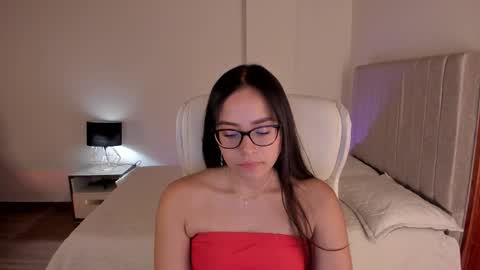 Snapshot of samy_one chatting on 10-23-25, 09:35 Samy online show from 10-23-25, 09:35