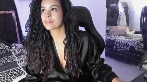 SamyHolbrook online show from 05-10-26, 01:16