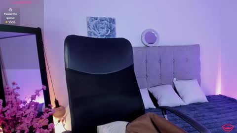 Snapshot of samylewis4_20 chatting on 02-22-25, 09:37 sammy online show from 02-22-25, 09:37