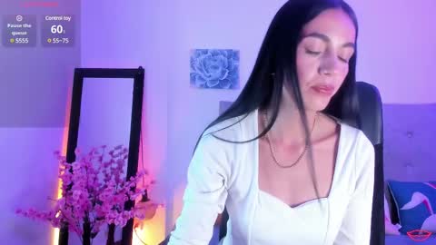 Snapshot of samylewis4_20 chatting on 03-09-25, 08:42 sammy online show from 03-09-25, 08:42